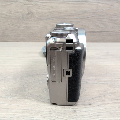 Nikon COOLPIX A900 Silver Digital Camera, Compact 35x Zoom - Tested