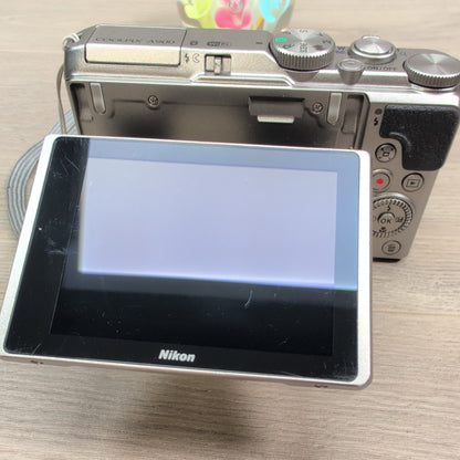 Nikon COOLPIX A900 Silver Digital Camera, Compact 35x Zoom - Tested