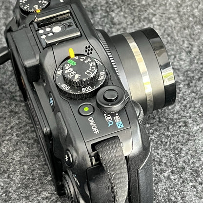 Canon PowerShot G12 10MP Digital Point & Shoot Camera EUC  With Original Box